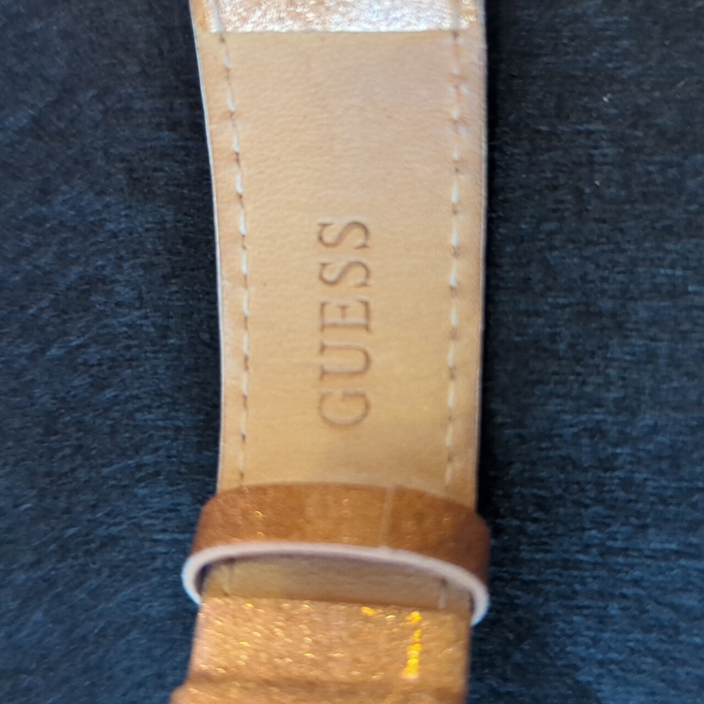Guess Glitter & Crystal Watch - Picture 9 of 13